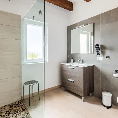 Vista Del Mar 1 By Interhome Vakantiehuis La Oliva