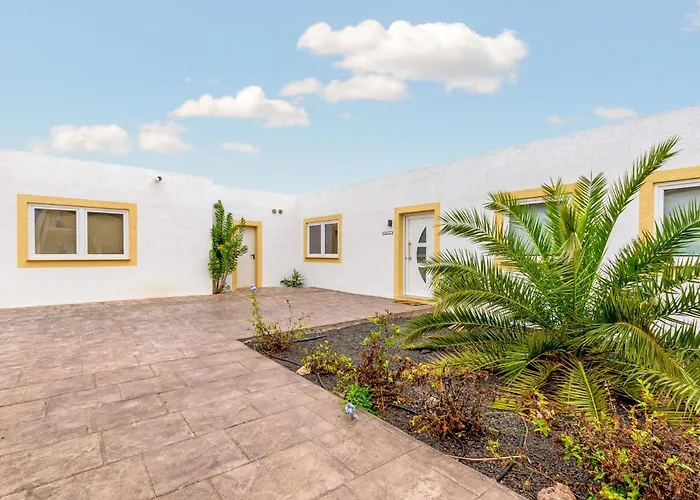 Vista Del Mar 1 By Interhome La Oliva